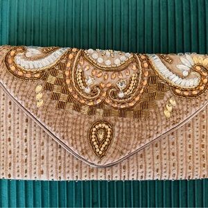 Lulu’s Embellished Beige Sequin Evening Clutch